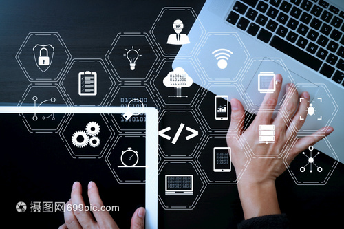 軟件開發者的編碼工作與強化的現實儀表板計算機圖標有關這些包括系統靈活開發代碼叉和以反應靈敏的網絡安全進行版本的編碼